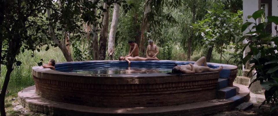 Iride Mockert, Ivanna Colona Olsen, Andrea Strenitz - Los Decentes (2016) HD 720p - (Porno de Celebridad)