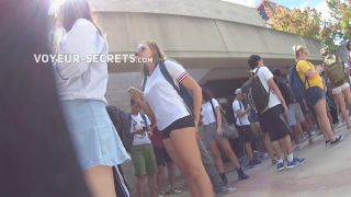 Pussy bulge in schoolgirl s hot pants Voyeur