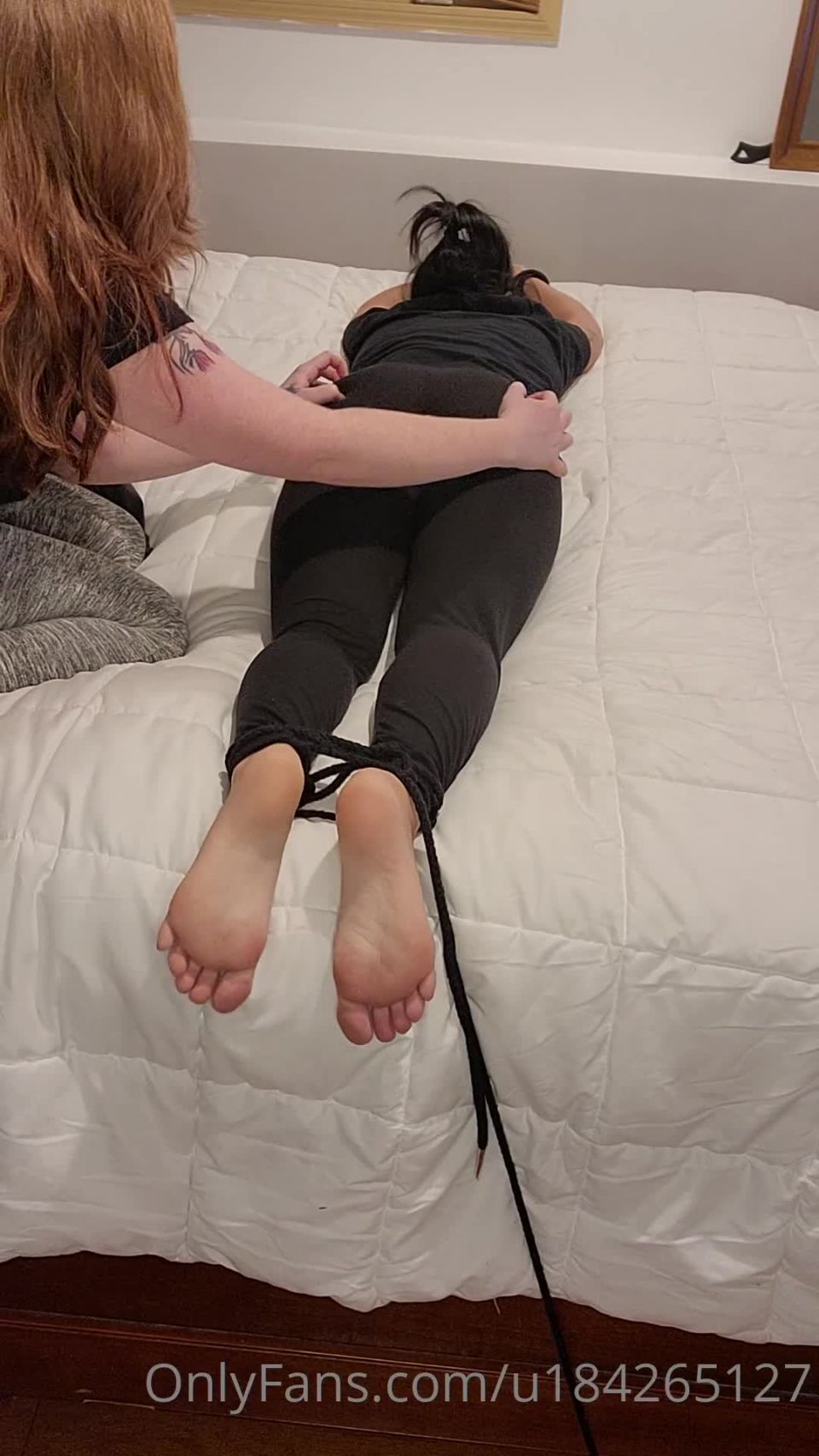 videoclip para adultos 17 Tickling Videos en femdom porno fumar fetiche sitios web