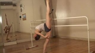 [SiteRip] SexyFlexiGirls Felicity0118