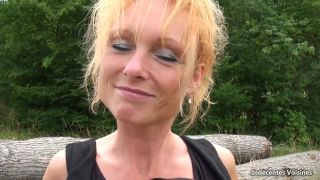 Indecentes - Voisines/Jacquieet Michel TV - Mendy, 40 Ans, Infirmiere Et Cougar - Outdoor