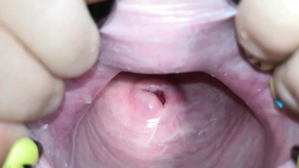 Russian Camgirl Moonchristine Extremely Closeup Urethral ....