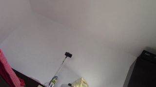 PinkyMadame - Amateur-Ehefrau hat Spaß daran, Kleider anzuprobieren und abzuschneiden. Amateur-Ehefrau tanzt nackt