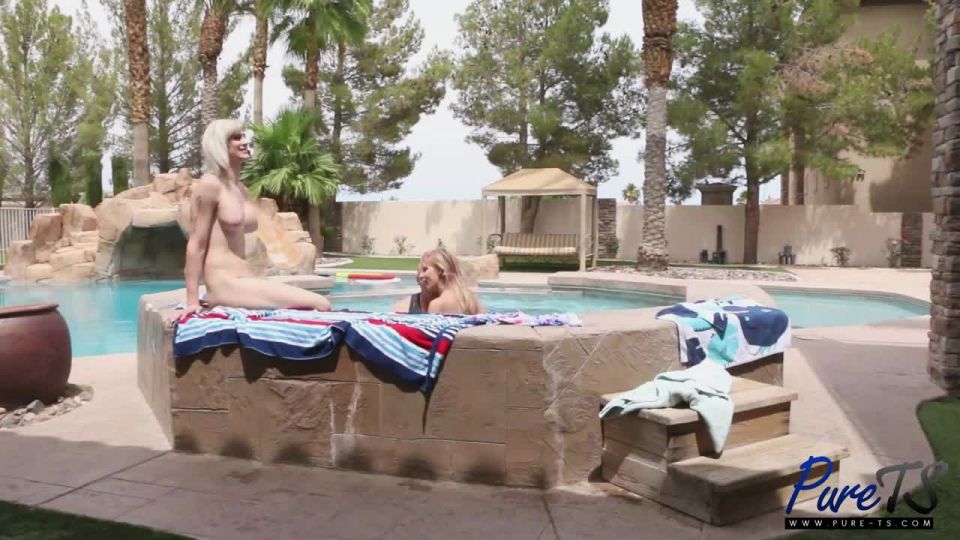 online xxx clip 43 Aubrie Scarlett, Kellie Shaw, River Enza - Orgía de verano en Colby's House [HD 720p] - fetiche - transexual porno anna oro femdom