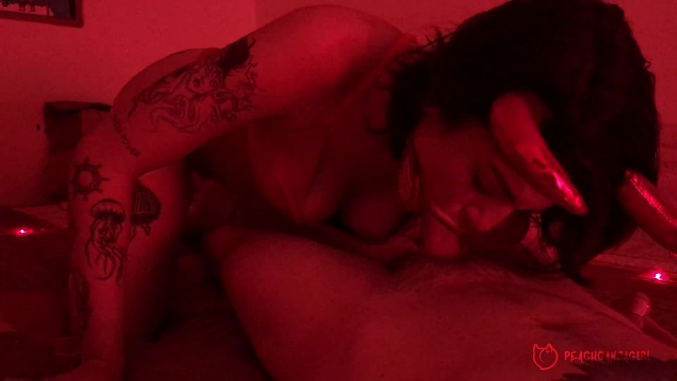 [supermisses.com] Peachganjagirl – SHE KNOWS HOW TO DRAIN || CHAPTER 2