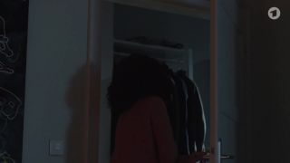 Dunja Dogmani - Lindenstrasse e1669 (2018) HD 1080p - (Celebrity porn)