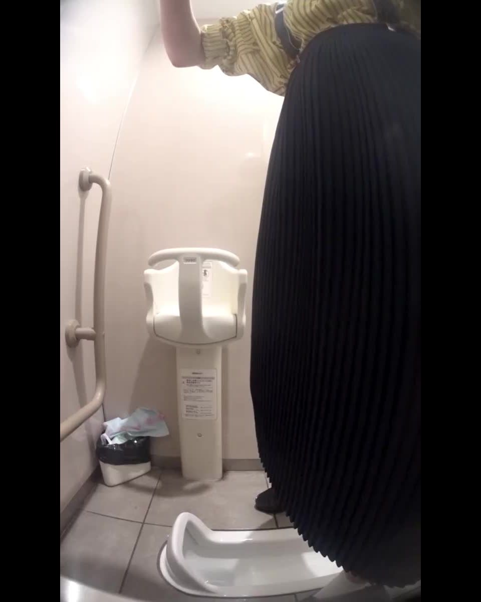 Toilet voyeurism in China High quality version – 15291663 Asian