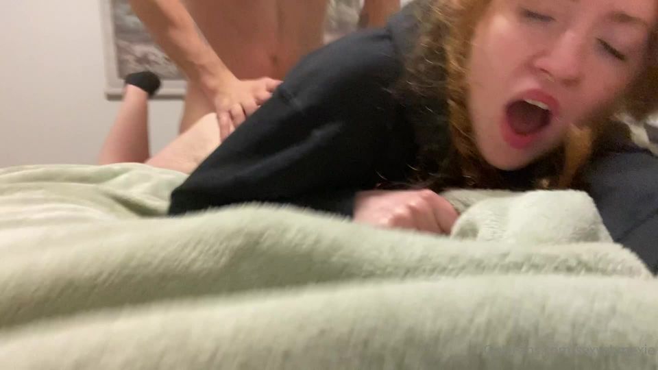 Onlyfans - sexyshmexie - Going live tonight at   pacific - 18-12-2021