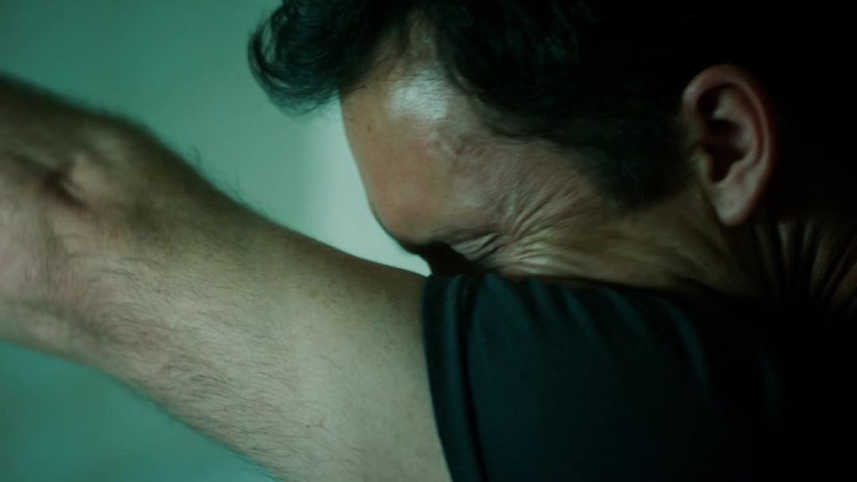 Emmanuelle Chriqui – Ojo de Cierre s01e09 (2016) HD 720p!!!