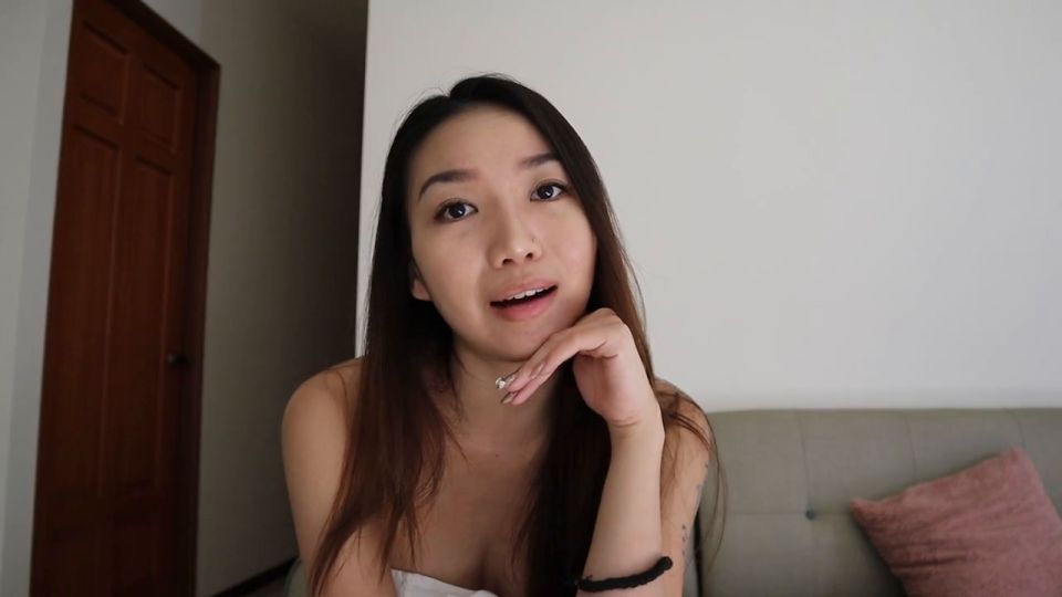 Princess Leni You’Re An Old Virgin Loser CEI (Femdom porn)