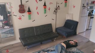 Feet porn  FreakyFiona - MOMMY S POSSESSION PT 2 EXTREME FREE USE - Extreme   Manyvids