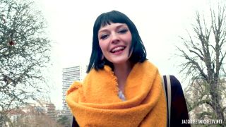 .02.04.agnes.27.years.old.fr - Stockings