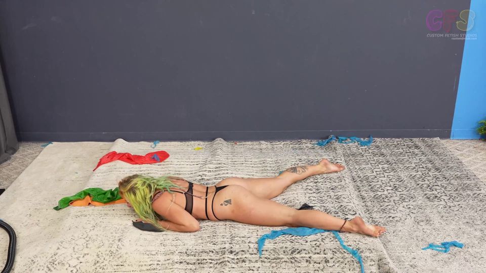 Custom Fetish - Kat Does Pop n Drop 4K - Fetish