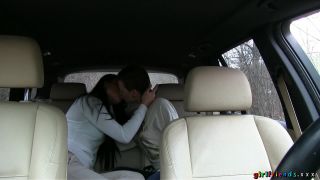 Noviasxxxx e094 viejos amigos-nuevos-memorias 1080p