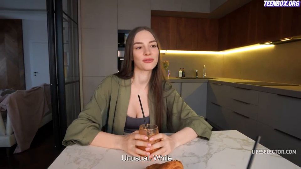 Sola Zola sizzles en POV: encuentros calientes revelados