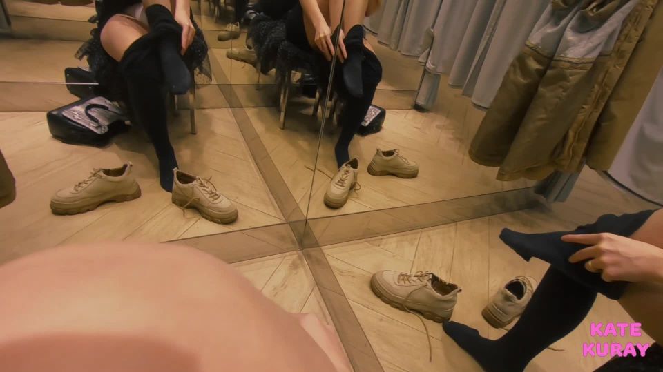 video adulto gratis 30 Ver gratis Porno Online – Katekuray Masturbando en la sala de locker (MP4, FullHD, 1920×1080) en los juguetes