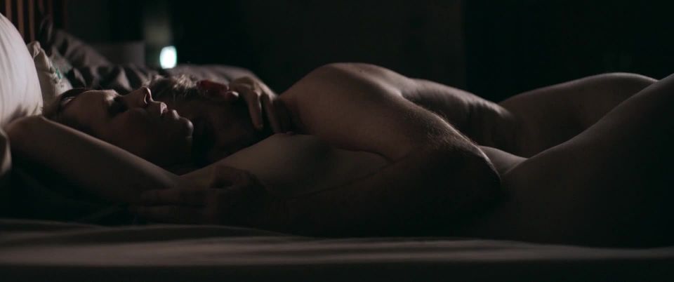 Hayley McElhinney - Corazones y Huesos (2019) HD 1080p - (Celebridad porno)