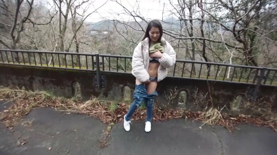 [SORA-340] Binge Drinking Exposure Drinking Alcohol Is Released In The Wild! The Sperm That I Pulled Out Is Cum Swallowing Outdoors! Estrus MAX Mud - JAV