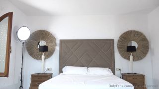 Ewa Sonnet (real.ewa.sonnet) - Hot Milf On Vacation POV (MILF porn)