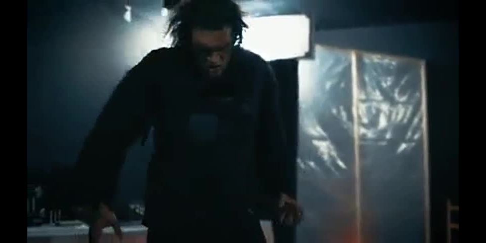 Superheroína Bella Rolland