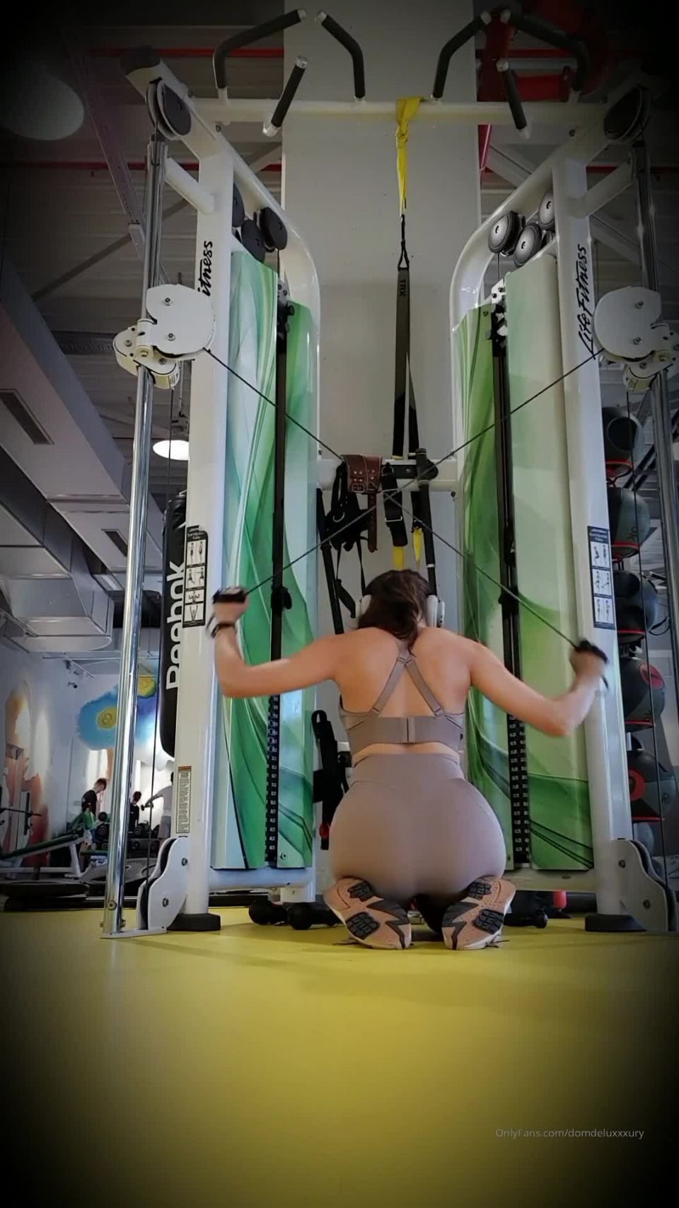 Goddess Domdeluxury - domdeluxury - Siterip - K2S - UBIQFILE () Getting that muscle body lick my sweat mouse