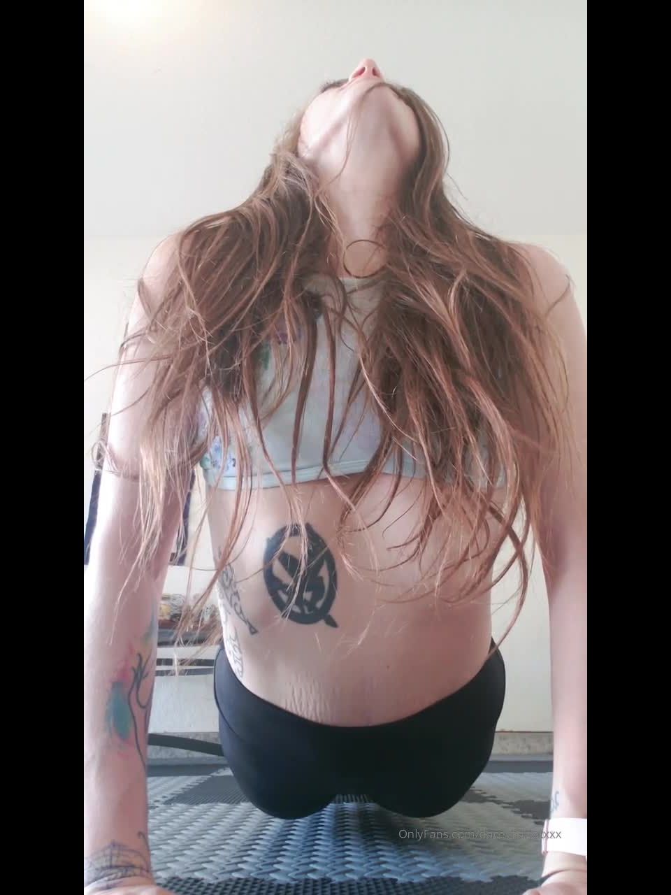 online clip 4 daceyharlotxxx 16-02-2020 Yoga feet wiggle with akirashell sneaking around on femdom porn femdom discipline