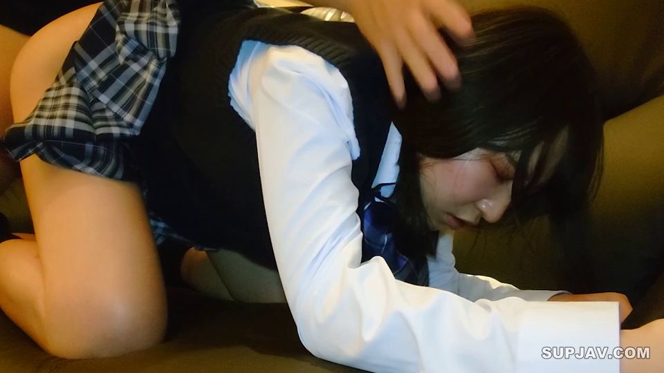 FC2PPV 4571758 【無・制服コス】ぎこちないえっちと未処理の剛毛まんこに大興奮♡ちょっと無理に生ハメ中出し性行【特典で高画質】