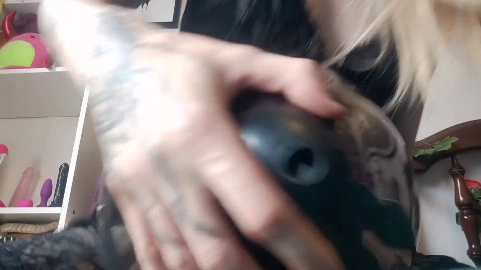 Balloon Fetish Compilation! Looner Babe Blows, Rides And Pops