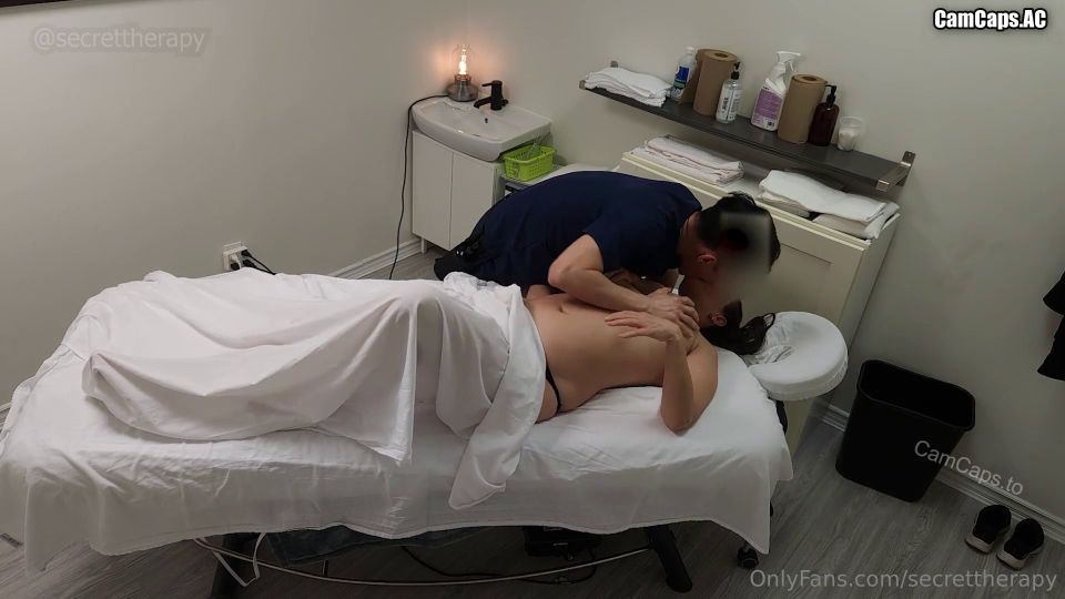 Emma's 2nd Visit MILF With Huge Tits Back For More - Teen