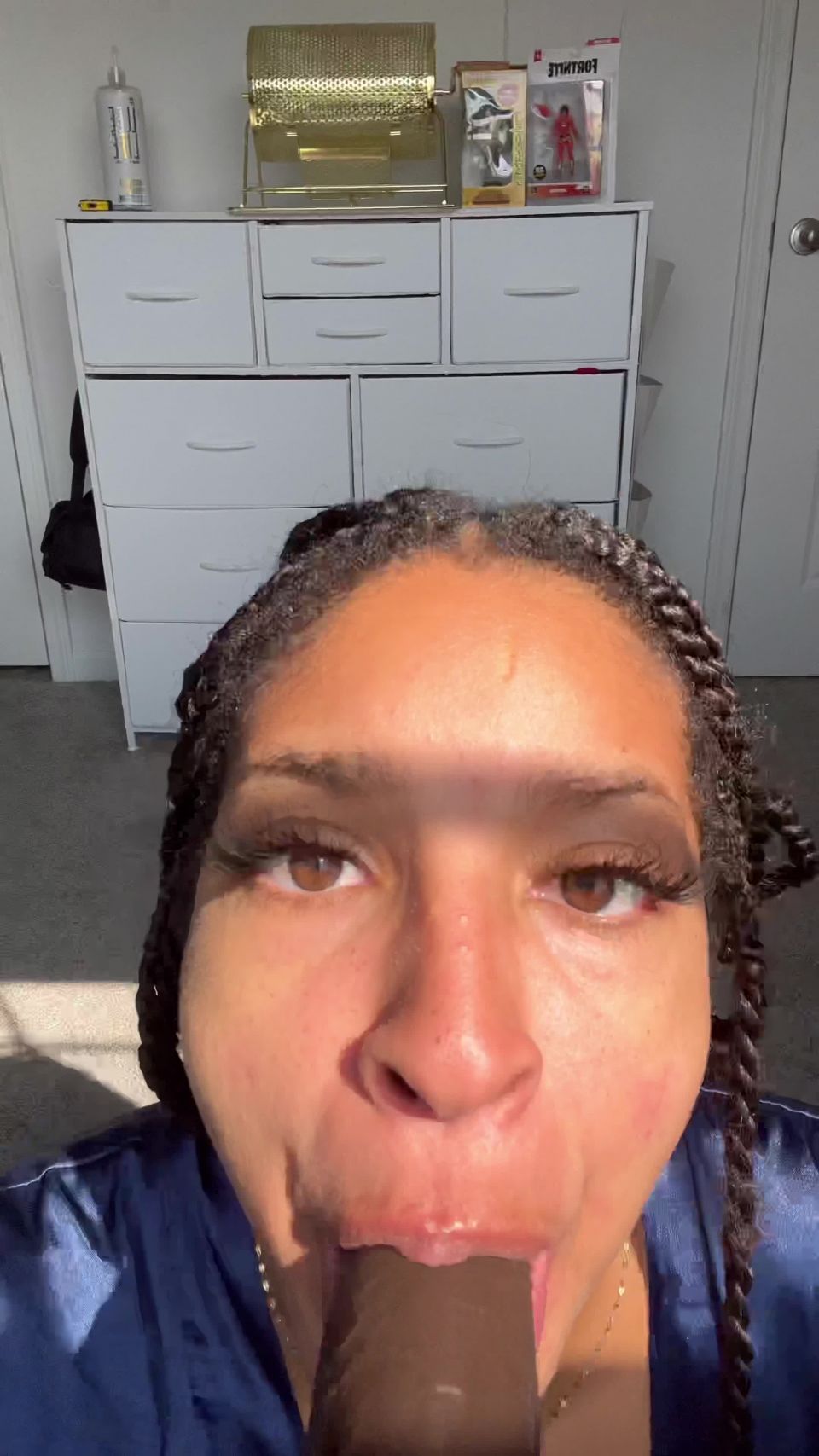 Foxybrown20 - Cross eyed dick suck