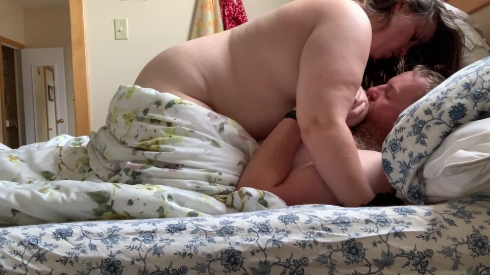 Homemade amateur sexy girl cums - BBW