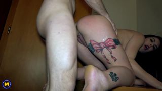 Jessica Bell (32) in Pregnant mom Jessica Bell needs a big hard coc...