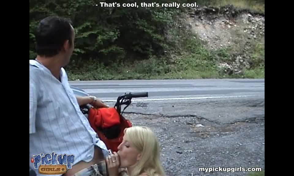 MyPickupGirls 20090512 Seduce a motociclista rubia