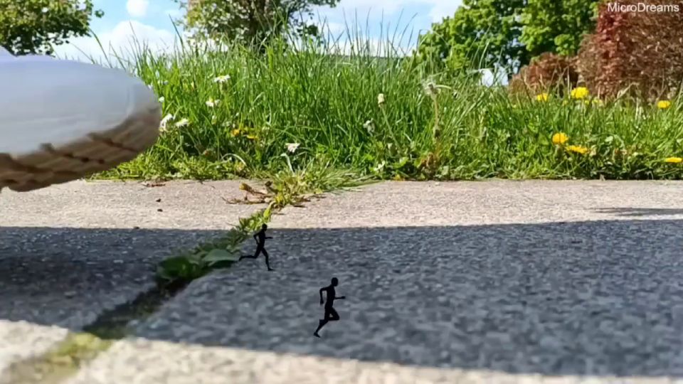 MicroDreams Studio - Giantess Walk 2 (Porno fetiche)