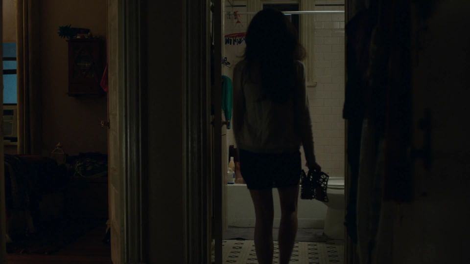 Emily Tyra – Carne y hueso s01e02 (2015) HD 1080p - (Celebrity porn)