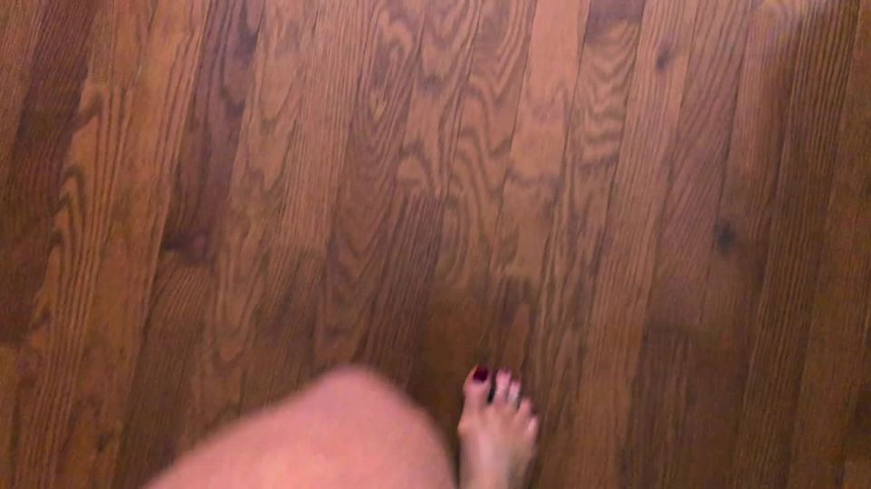 janetmasonfeet 01-12-2019-96251461-pov-bare-feet-t Foot