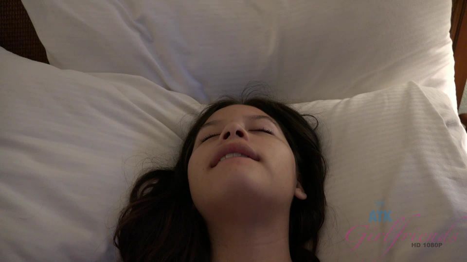 [PreggosSex.com] Zaya Cassidy (Kauai 5/8) 2017