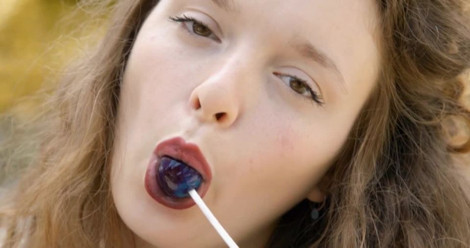 Cosima Bevernaege - Pele Mele (2014) HD 720p!!!