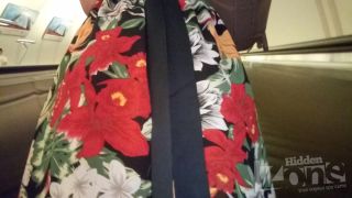 Online Tube Voyeur upskirt - voyeur