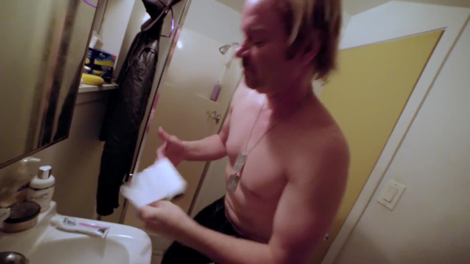 Courtney Van Dyke, Daisy Fortkort, Sly Von Manson - Off the Record (2019) HD 1080p - (Celebrity porn)