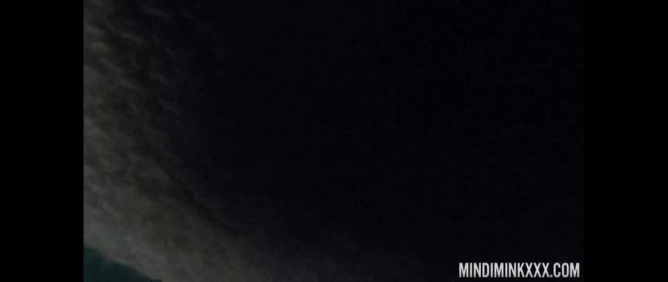 Prinzzess Mindi Mink  In Bra Shopping (2021)