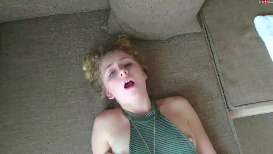 [AgePlays.com] MyDirtyHobby presents MaryjaneAuryn – Nach der Schule durchgefickt dass sich die Augen verdrehen – After the school fucked her eyes twist