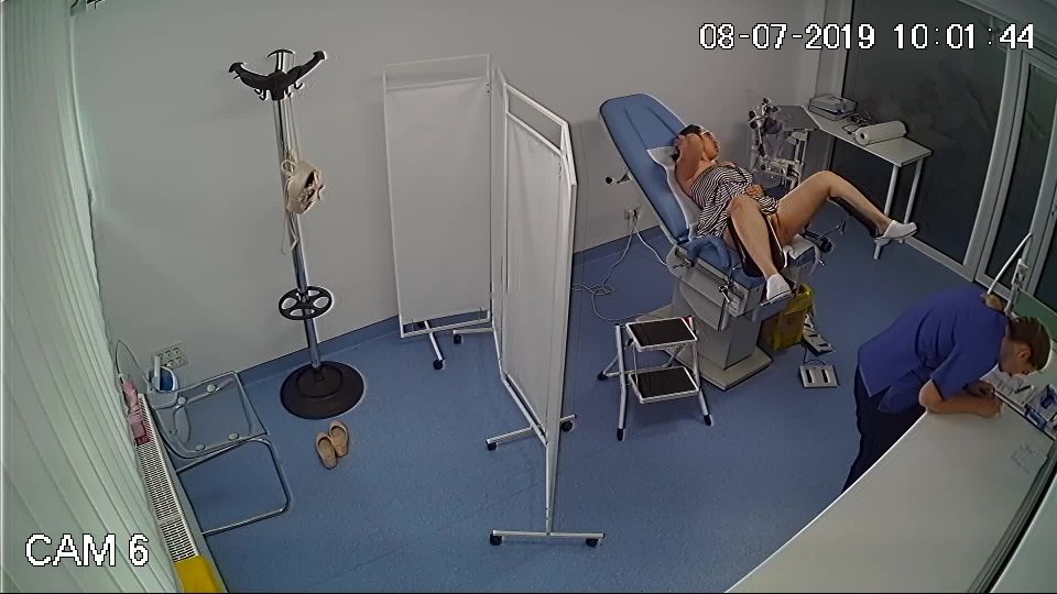  Real hidden camera in gynecological cabinet - pack 2 - archive3 - 37, voyeur on voyeur