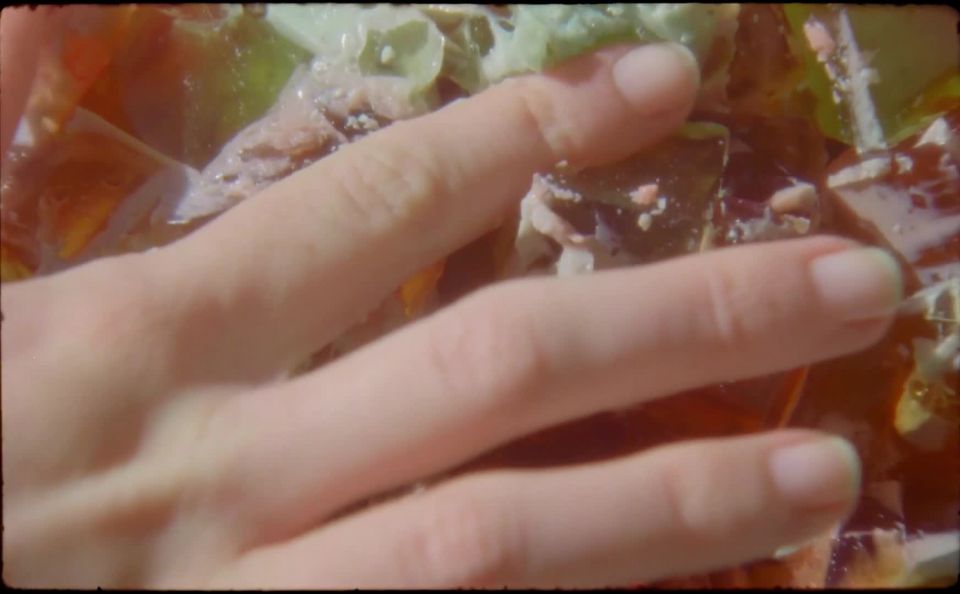 Sara Cath - Two lips (2020) HD 1080p - [Celebrity porn]