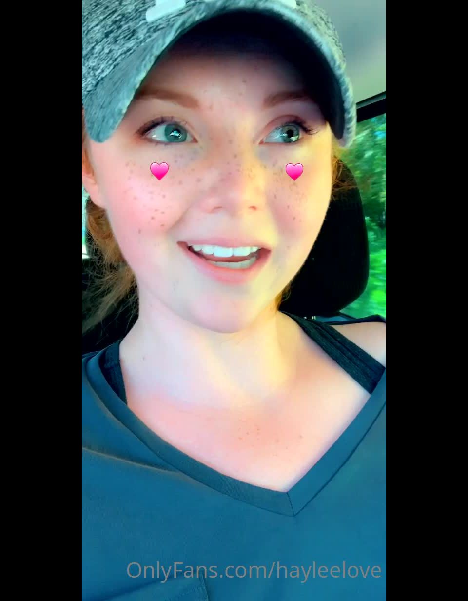 HayleeLove () Hayleelove - pensé que esto podría daros una risa aquí me hace después de que el dentista ayer 20-06-2020