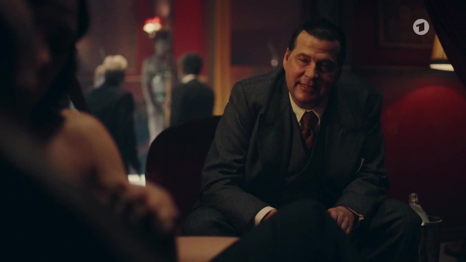 Clara Große - Unsere wunderbaren Jahre (2020) HD 1080p - (Porno de Celebridad)