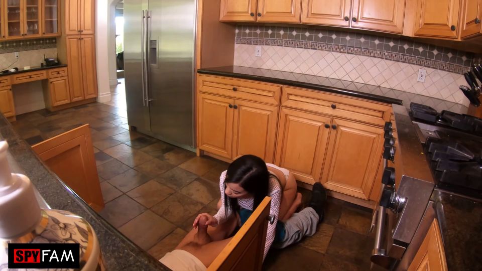 Slutty stepdaughter sucks off stuck stepdad feat savannah sixx....