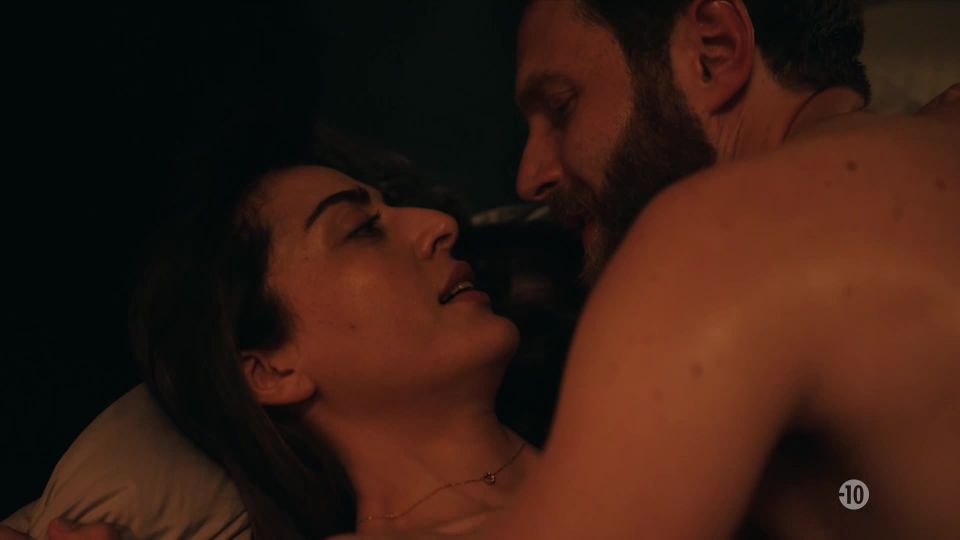 Zineb Triki - Le Bureau des Legendes s05e03 (2020) HD 1080p - (Porno de Celebridad)