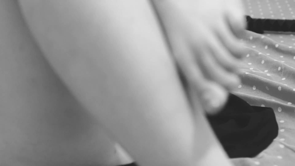 Luna Rival - louprival () Louprival - my feet foot custom vid bonne nuit les loulous 19-08-2017