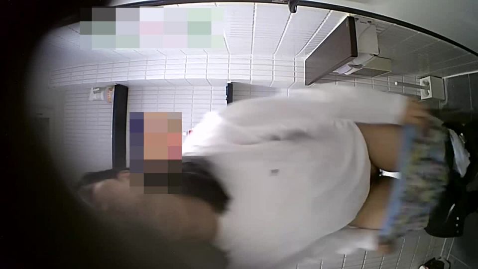 [Carefully selected by 10 beautiful women’s excretion] It’s like licking the excretion of Mechakawa JD from the front. 15307267 - voyeur - voyeur 